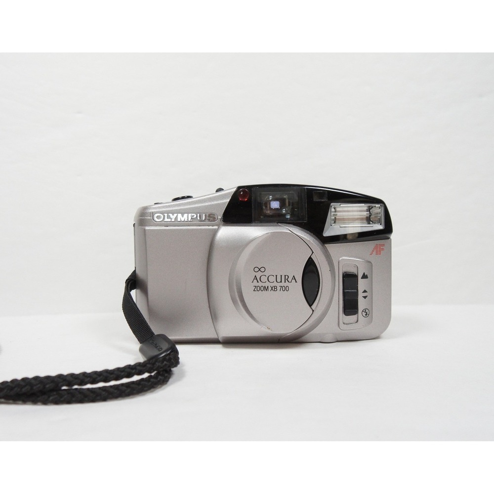 Olympus Accura Zoom XB 700 35mm Film Camera Silver 38-70mm Lens Extra Big VF